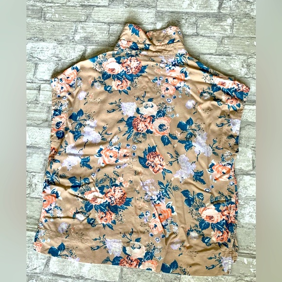 Floral Streetwear Society Collared Bottom Down Blouse - Picture 4 of 4